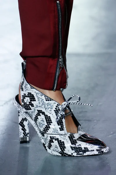 Look 50